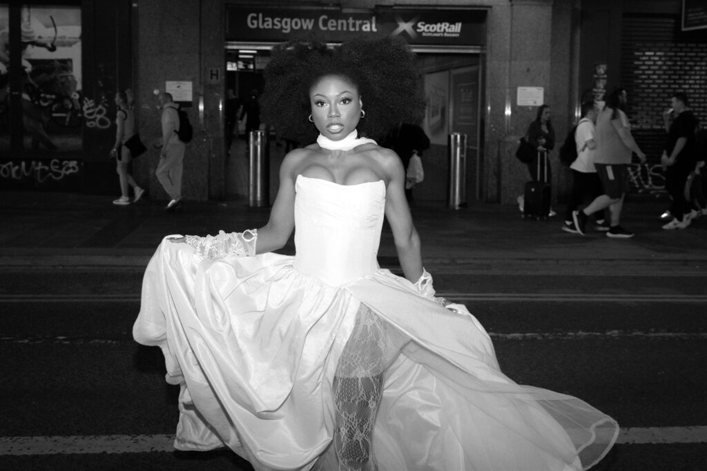Bride in a city setting.
Editorial Wedding Photographer in Edinburgh.